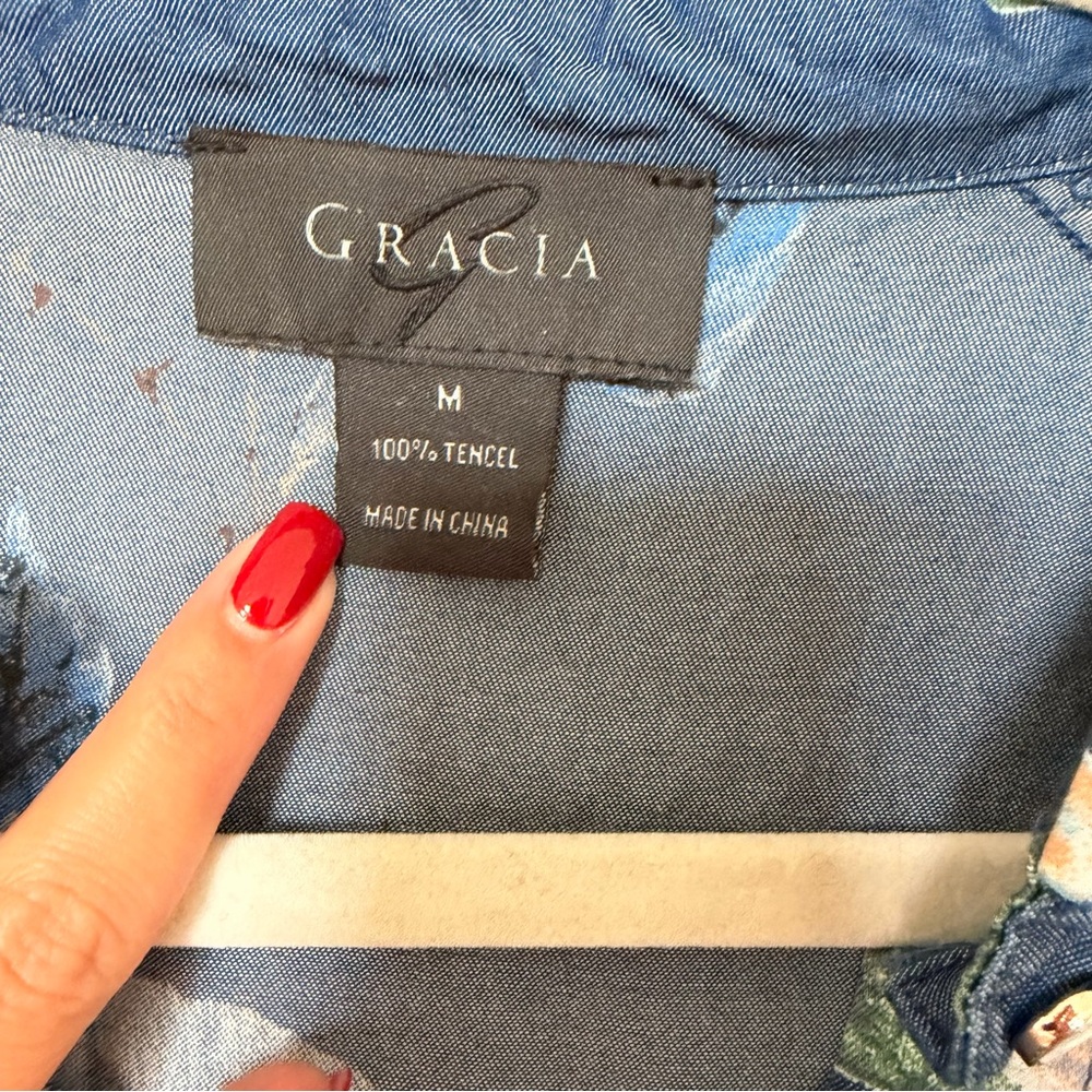 Gracia Button Down Blouse - Picture 3 of 7
